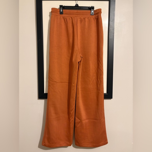 Unbranded Sleeveless Two-Piece Tracksuit - NWOT - Picture 17 of 17